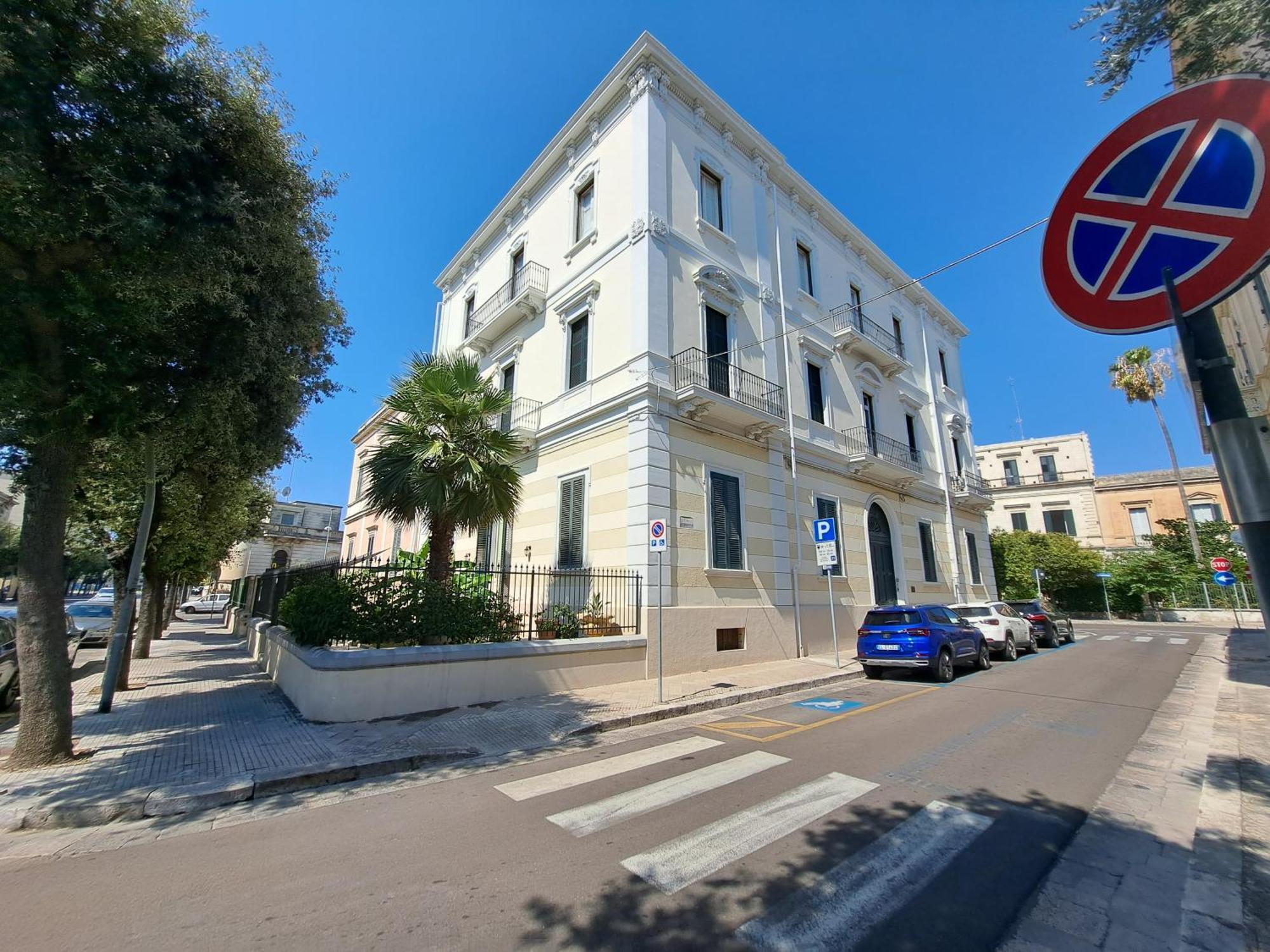 Ilcastellano - Suites & Apartments Lecce Exterior foto