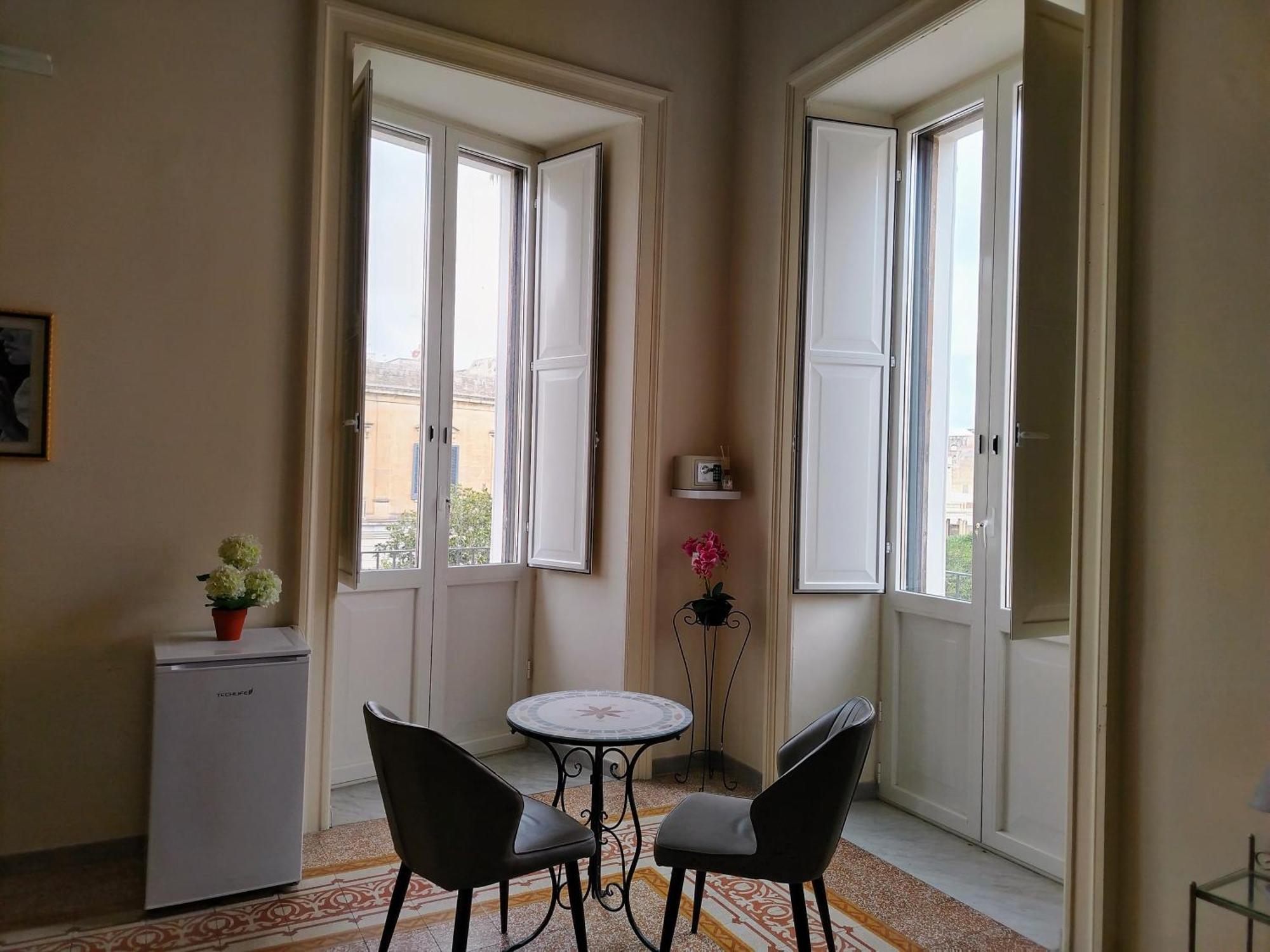 Bed and Breakfast Palazzo Castellano Lecce Exterior foto