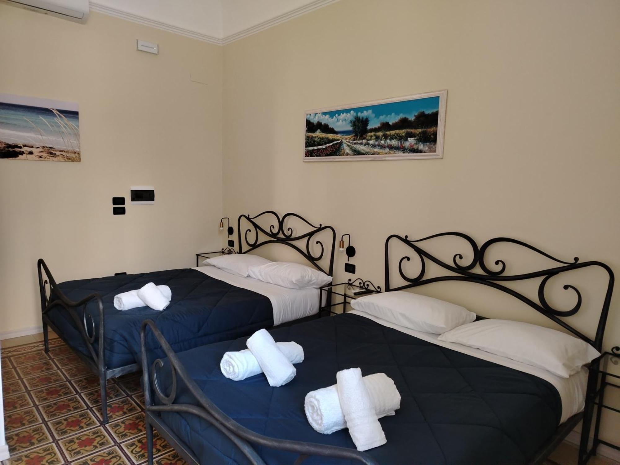 Bed and Breakfast Palazzo Castellano Lecce Exterior foto