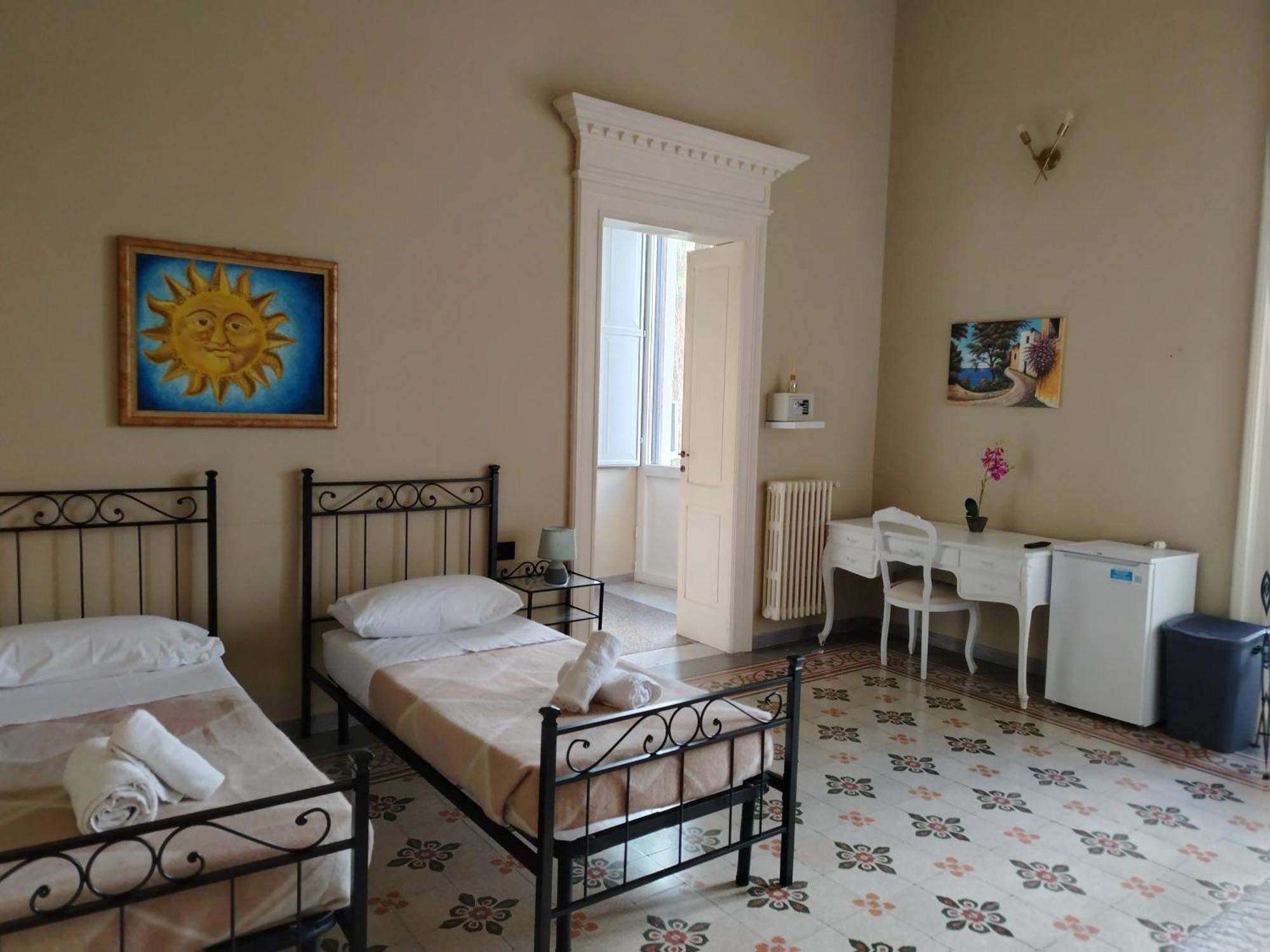 Bed and Breakfast Palazzo Castellano Lecce Habitación foto